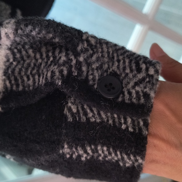 Wool coat checker - Picture 5 of 9